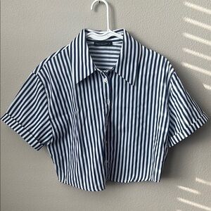 Forever 21 Navy and White Striped Button-Up Crop Top